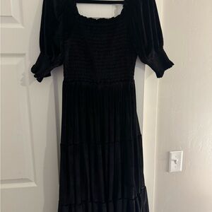Velvet Baltic Born Black Long Sleeve Dress